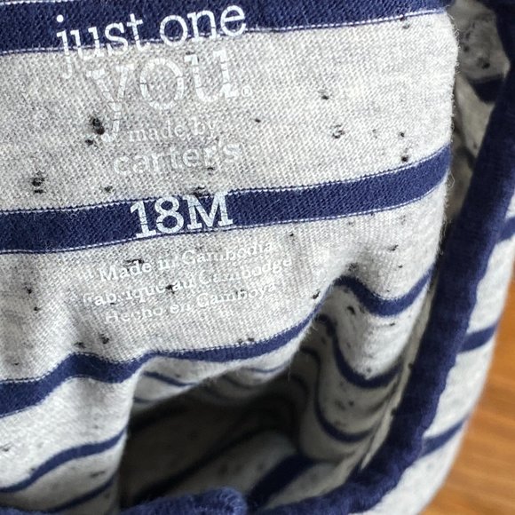 Carter's ❤️ Just one You Kid Button Front Romper Size 18M (PRE-LOVED) - Picture 5 of 6